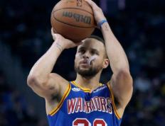 包含赛前速览：分区决赛半决赛达拉斯独行侠对阵费城76人，三大看点值得期待的词条